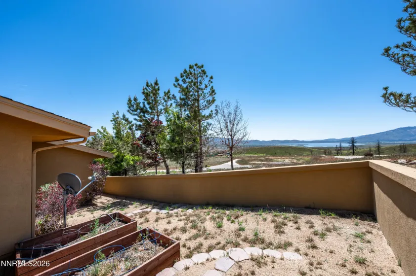 227 Earlham, Reno, Nevada 89511, 3 Bedrooms Bedrooms, ,4 BathroomsBathrooms,Residential,Residential,Earlham,0,260006003