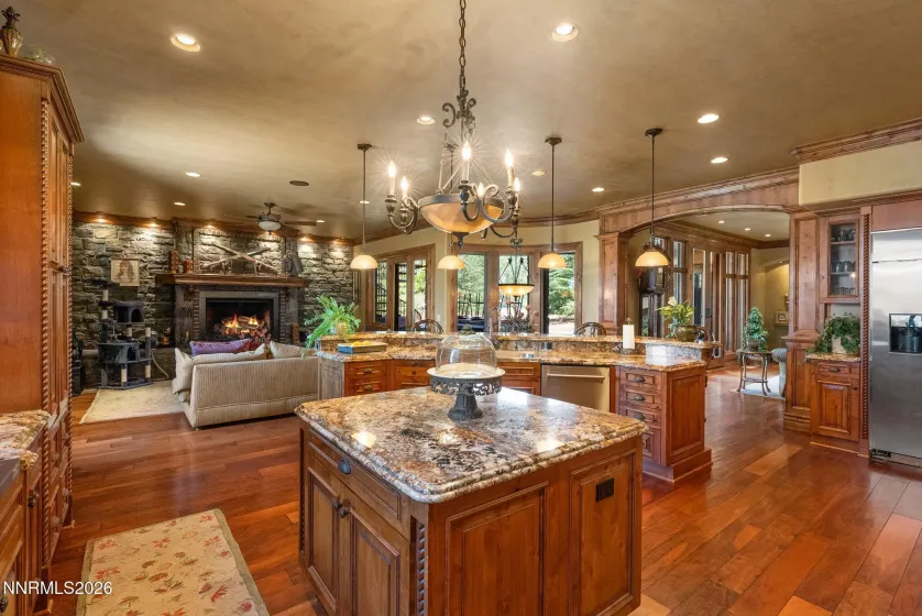 123 Andrew, Reno, Nevada 89521, 6 Bedrooms Bedrooms, ,6 BathroomsBathrooms,Residential,Residential,Andrew,0,260006067