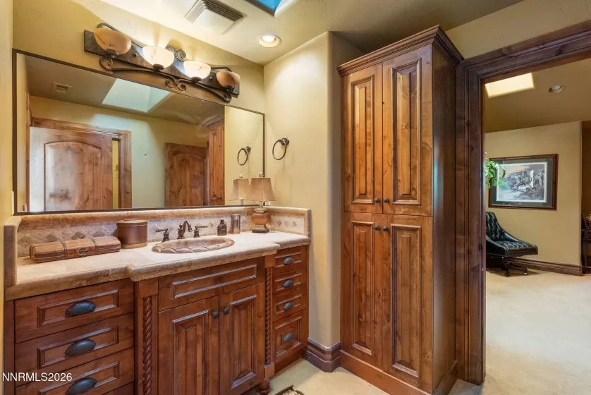 123 Andrew, Reno, Nevada 89521, 6 Bedrooms Bedrooms, ,6 BathroomsBathrooms,Residential,Residential,Andrew,0,260006067