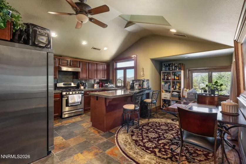 123 Andrew, Reno, Nevada 89521, 6 Bedrooms Bedrooms, ,6 BathroomsBathrooms,Residential,Residential,Andrew,0,260006067