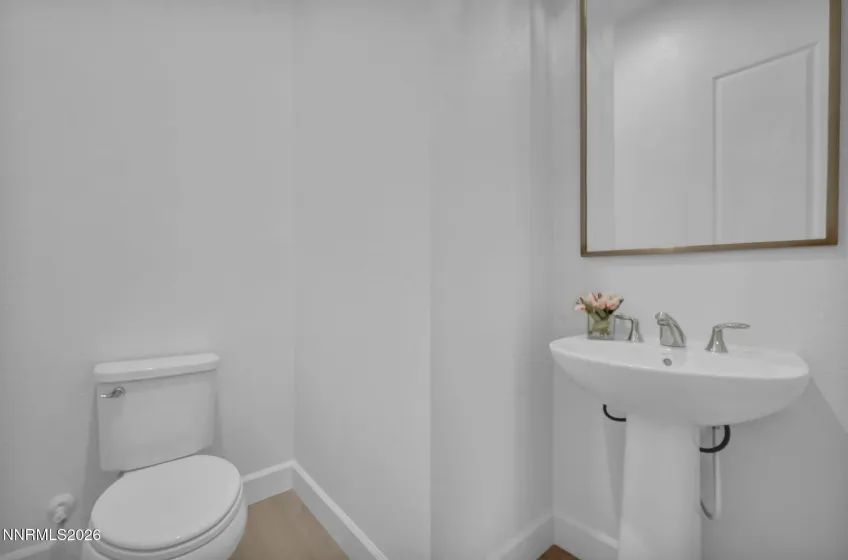 605 Braided Rope, Reno, Nevada 89511, 2 Bedrooms Bedrooms, ,3 BathroomsBathrooms,Residential,Residential,Braided Rope,0,260006074