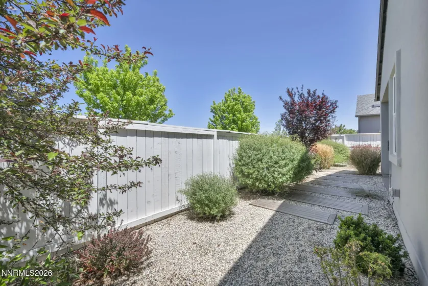 605 Braided Rope, Reno, Nevada 89511, 2 Bedrooms Bedrooms, ,3 BathroomsBathrooms,Residential,Residential,Braided Rope,0,260006074