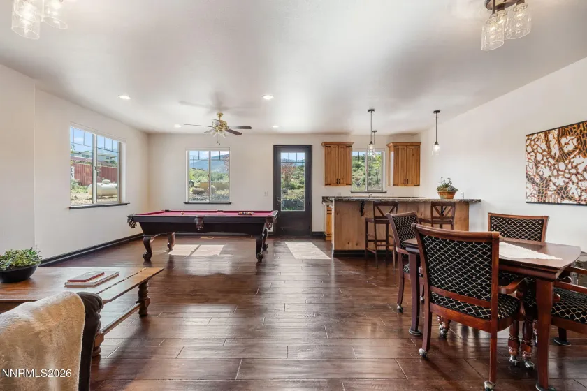 5764 Carl Dr, Reno, Nevada 89511, 3 Bedrooms Bedrooms, ,3 BathroomsBathrooms,Residential,Residential,Carl Dr,0,260006080