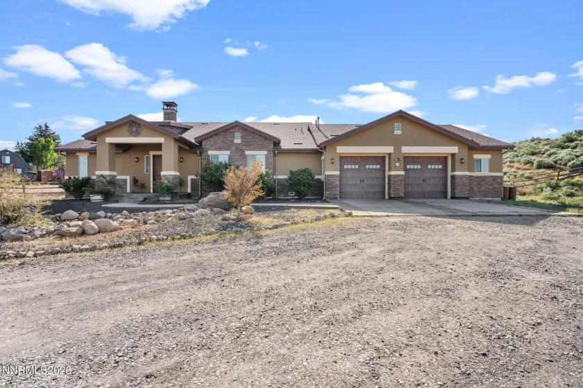 5764 Carl Dr, Reno, Nevada 89511, 3 Bedrooms Bedrooms, ,3 BathroomsBathrooms,Residential,Residential,Carl Dr,0,260006080