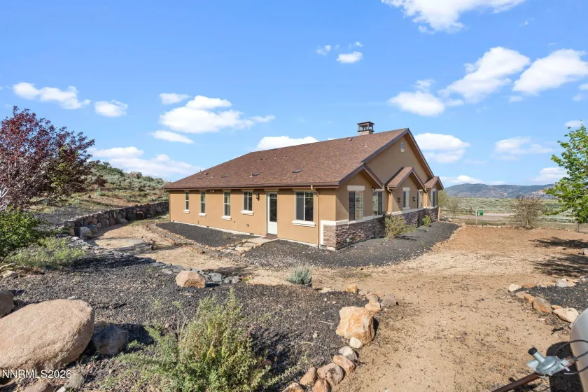 5764 Carl Dr, Reno, Nevada 89511, 3 Bedrooms Bedrooms, ,3 BathroomsBathrooms,Residential,Residential,Carl Dr,0,260006080