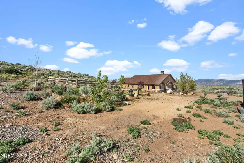 5764 Carl Dr, Reno, Nevada 89511, 3 Bedrooms Bedrooms, ,3 BathroomsBathrooms,Residential,Residential,Carl Dr,0,260006080