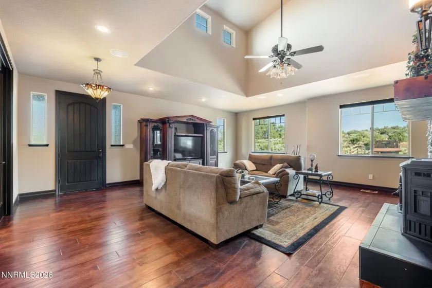 5764 Carl Dr, Reno, Nevada 89511, 3 Bedrooms Bedrooms, ,3 BathroomsBathrooms,Residential,Residential,Carl Dr,0,260006080
