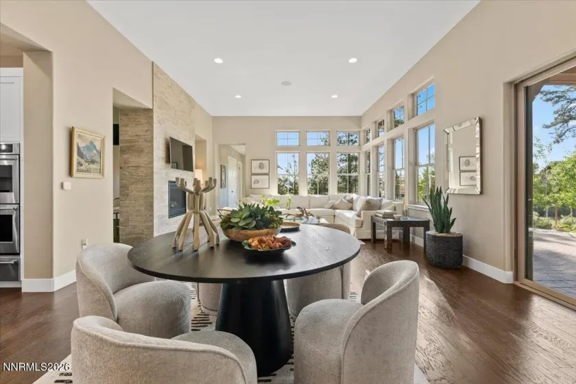 5700 Nordend, Reno, Nevada 89511, 3 Bedrooms Bedrooms, ,4 BathroomsBathrooms,Residential,Residential,Nordend,0,260006102