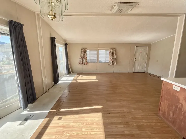170 Koontz Lane #157, Carson City, Nevada 89701, 3 Bedrooms Bedrooms, 9 Rooms Rooms,2 BathroomsBathrooms,Manufactured,Residential,157,Koontz,260006110
