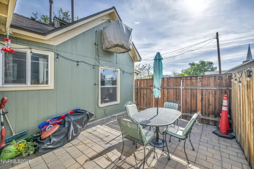 534 13th, Sparks, Nevada 89431, 2 Bedrooms Bedrooms, ,2 BathroomsBathrooms,Residential,Residential,13th,0,260006111