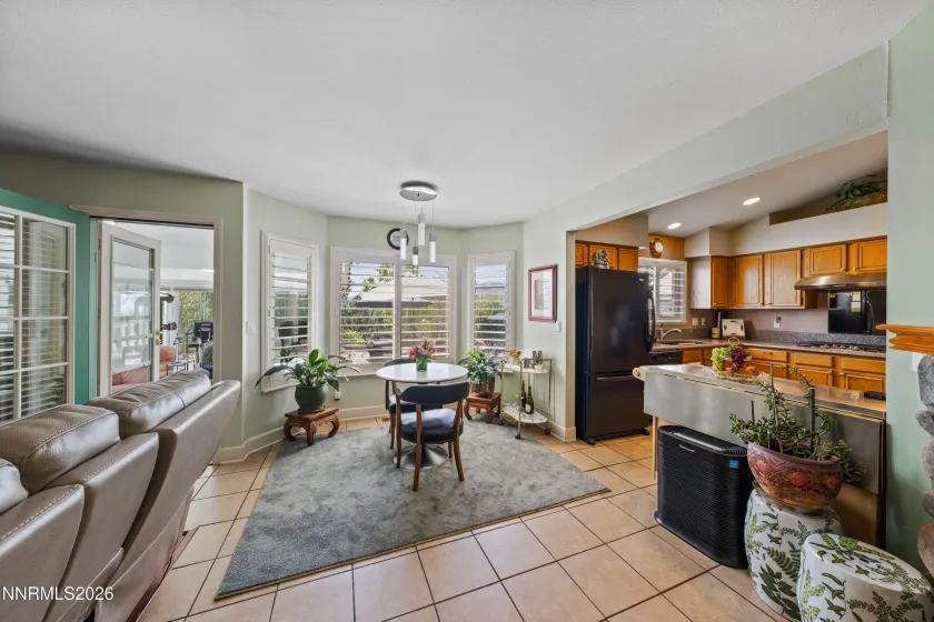 5334 Tappan, Reno, Nevada 89523, 4 Bedrooms Bedrooms, ,3 BathroomsBathrooms,Residential,Residential,Tappan,0,260006115