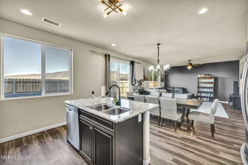 334 Granite, Dayton, Nevada 89403, 4 Bedrooms Bedrooms, ,3 BathroomsBathrooms,Residential,Residential,Granite,0,260006150