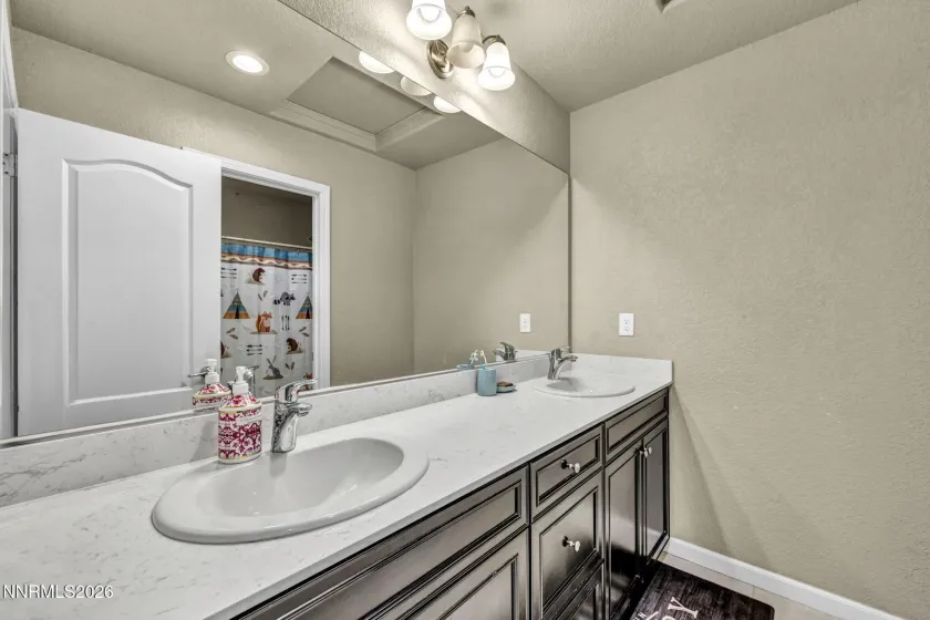 334 Granite, Dayton, Nevada 89403, 4 Bedrooms Bedrooms, ,3 BathroomsBathrooms,Residential,Residential,Granite,0,260006150
