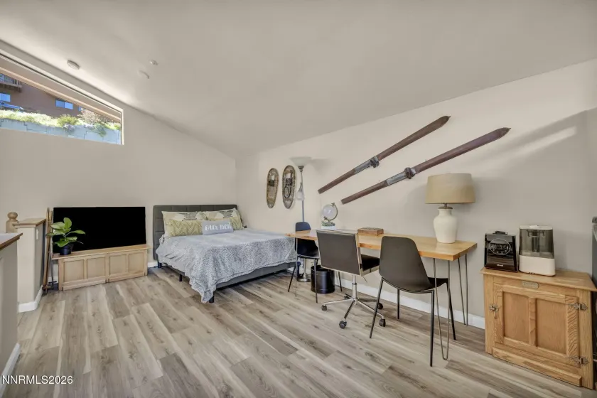 400 Fairview, Incline Village, Nevada 89451, 2 Bedrooms Bedrooms, ,3 BathroomsBathrooms,Residential,Residential,Fairview,0,260006155
