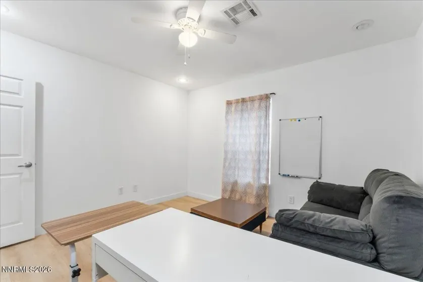 438 Pyramid, Sparks, Nevada 89431, ,Commercial Sale,Residential,Pyramid,0,260006161