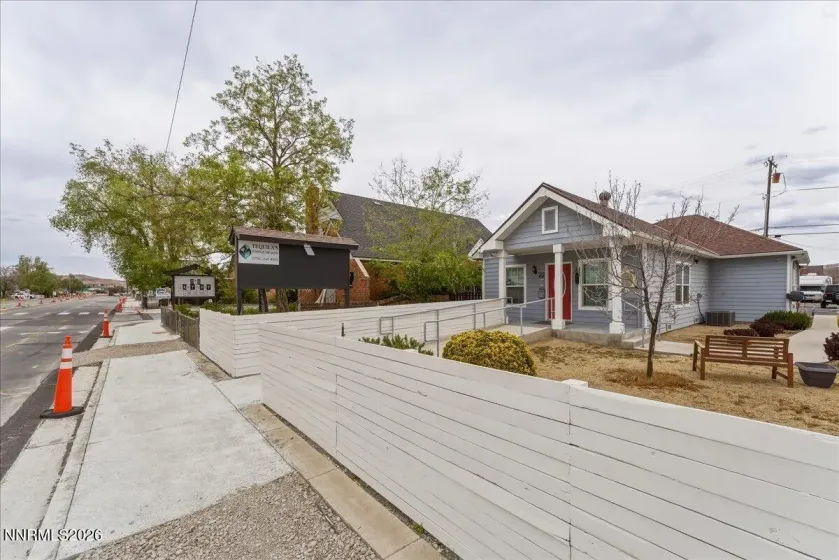 438 Pyramid, Sparks, Nevada 89431, ,Commercial Sale,Residential,Pyramid,0,260006161