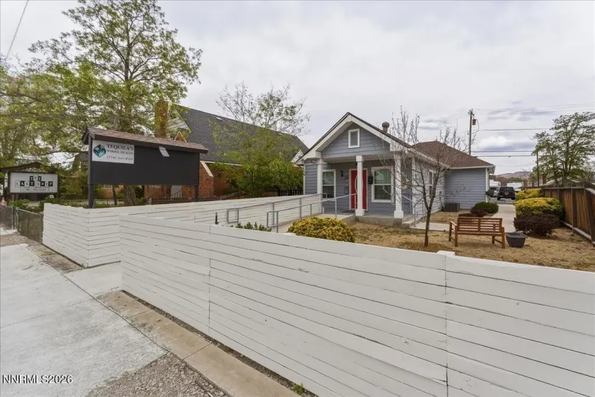 438 Pyramid, Sparks, Nevada 89431, ,Commercial Sale,Residential,Pyramid,0,260006161