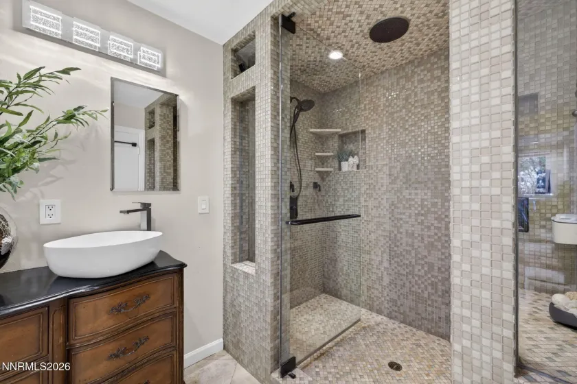 2000 Manzanita, Reno, Nevada 89509, 5 Bedrooms Bedrooms, ,5 BathroomsBathrooms,Residential,Residential,Manzanita,0,260006179