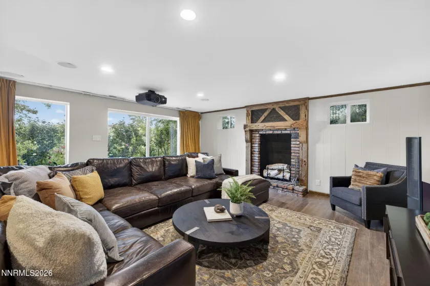2000 Manzanita, Reno, Nevada 89509, 5 Bedrooms Bedrooms, ,5 BathroomsBathrooms,Residential,Residential,Manzanita,0,260006179