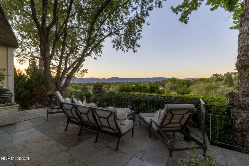 2000 Manzanita, Reno, Nevada 89509, 5 Bedrooms Bedrooms, ,5 BathroomsBathrooms,Residential,Residential,Manzanita,0,260006179