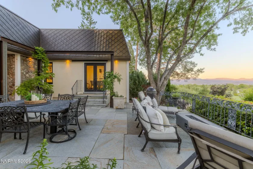 2000 Manzanita, Reno, Nevada 89509, 5 Bedrooms Bedrooms, ,5 BathroomsBathrooms,Residential,Residential,Manzanita,0,260006179