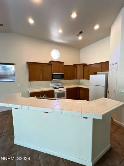 7169 Beacon, Reno, Nevada 89506, 3 Bedrooms Bedrooms, ,2 BathroomsBathrooms,Residential Lease,Manufactured,Beacon,0,260006134