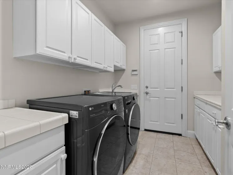 1035 Mountain Air, Reno, Nevada 89511, 4 Bedrooms Bedrooms, ,3 BathroomsBathrooms,Residential,Residential,Mountain Air,0,260006188