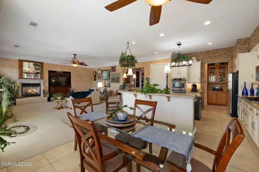 9160 Quilberry, Reno, Nevada 89523, 3 Bedrooms Bedrooms, ,3 BathroomsBathrooms,Residential,Residential,Quilberry,0,260006203