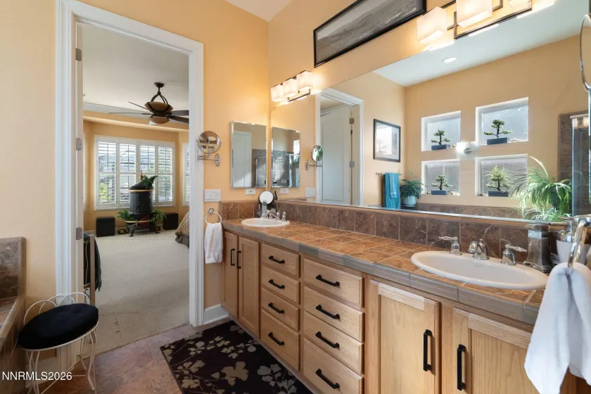 9160 Quilberry, Reno, Nevada 89523, 3 Bedrooms Bedrooms, ,3 BathroomsBathrooms,Residential,Residential,Quilberry,0,260006203