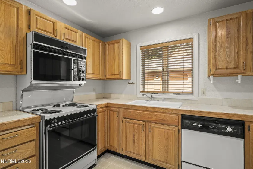 947 Incline, Incline Village, Nevada 89451, 1 Bedroom Bedrooms, ,1 BathroomBathrooms,Residential,Residential,Incline,0,260006211