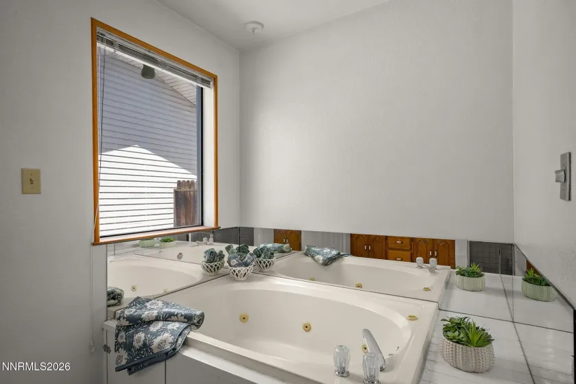 2985 Socrates, Reno, Nevada 89512, 6 Bedrooms Bedrooms, ,3 BathroomsBathrooms,Residential,Residential,Socrates,0,260006214