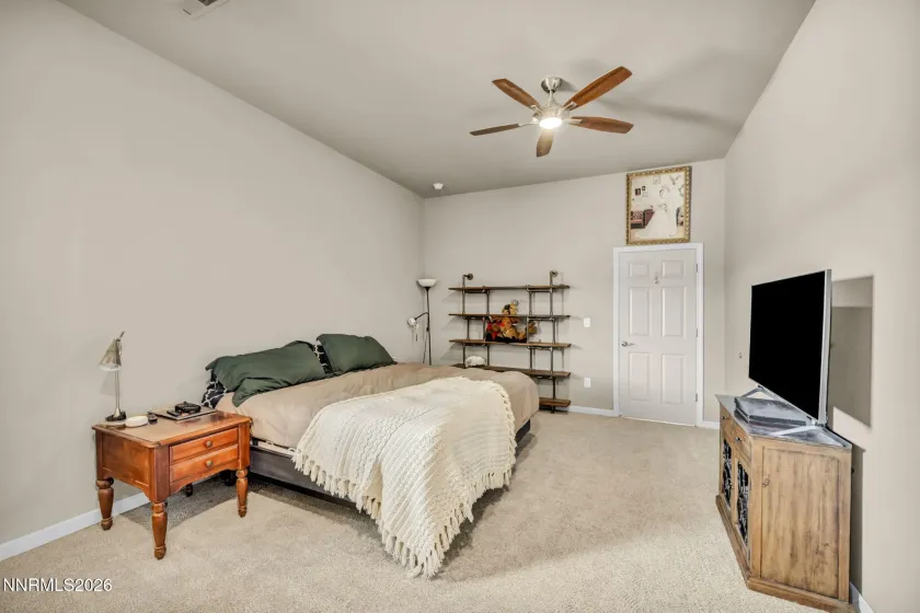 Sun Room/ Extra Living Space