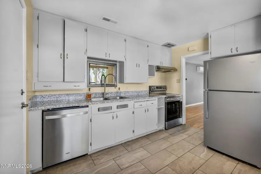 620 Belgrave, Reno, Nevada 89502, 3 Bedrooms Bedrooms, ,2 BathroomsBathrooms,Residential Lease,Manufactured,Belgrave,0,260006230