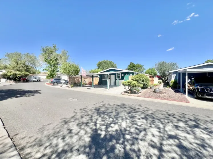 20 S Chardonnay St, Reno, Nevada 89512, 3 Bedrooms Bedrooms, 12 Rooms Rooms,2 BathroomsBathrooms,Manufactured,Residential,S Chardonnay,260006255