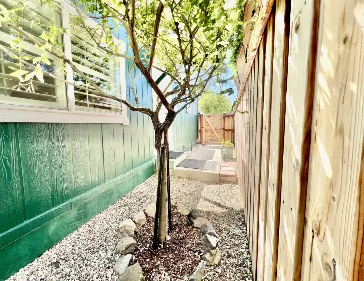 20 S Chardonnay St, Reno, Nevada 89512, 3 Bedrooms Bedrooms, 12 Rooms Rooms,2 BathroomsBathrooms,Manufactured,Residential,S Chardonnay,260006255