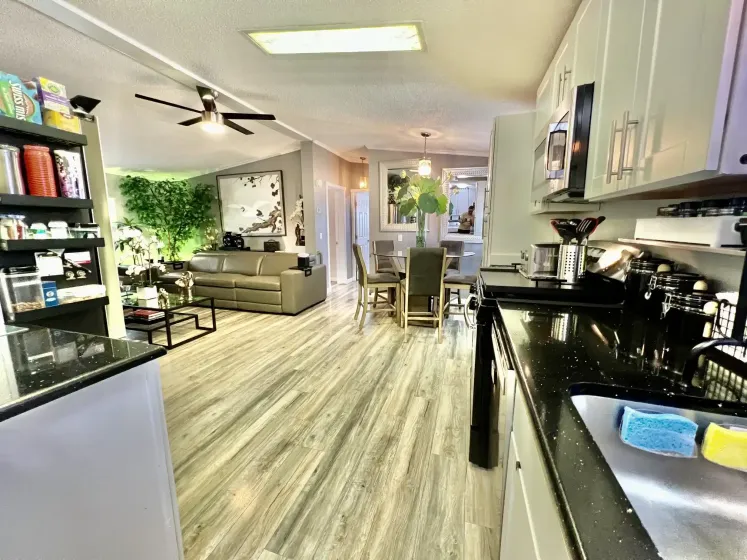 20 S Chardonnay St, Reno, Nevada 89512, 3 Bedrooms Bedrooms, 12 Rooms Rooms,2 BathroomsBathrooms,Manufactured,Residential,S Chardonnay,260006255