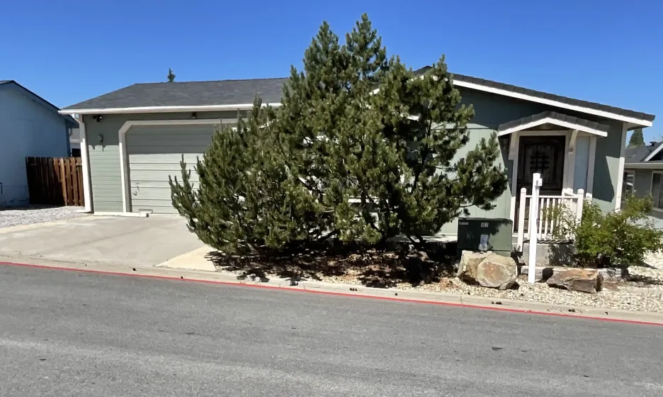13 Coventry Way, Reno, Nevada 89502, 3 Bedrooms Bedrooms, 12 Rooms Rooms,2 BathroomsBathrooms,Manufactured,Residential,Coventry,260006297