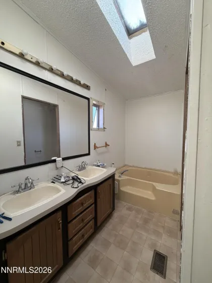 3440 Statler, Winnemucca, Nevada 89445, 3 Bedrooms Bedrooms, ,2 BathroomsBathrooms,Residential,Residential,Statler,0,260006302