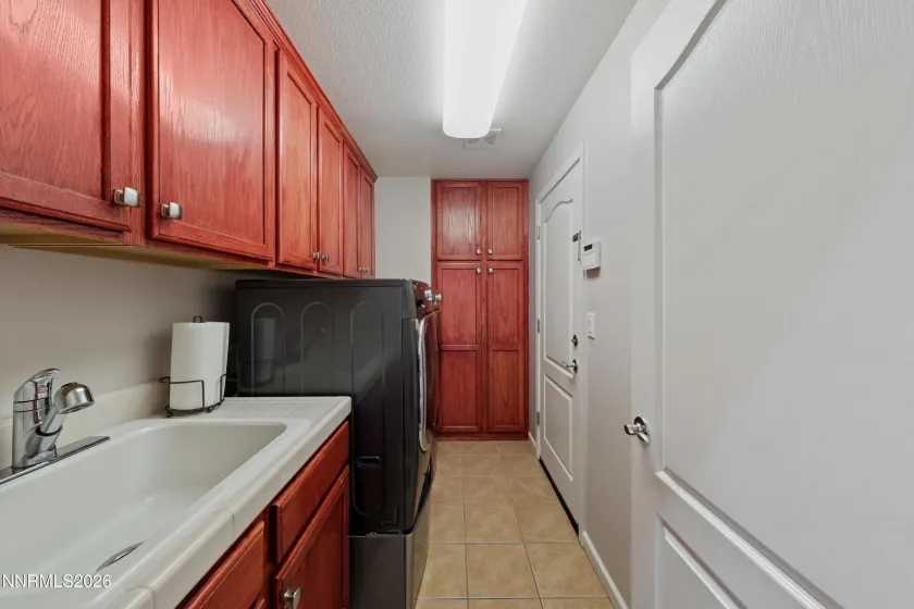 8135 Fire Opal, Reno, Nevada 89506, 4 Bedrooms Bedrooms, ,3 BathroomsBathrooms,Residential,Residential,Fire Opal,0,260006305