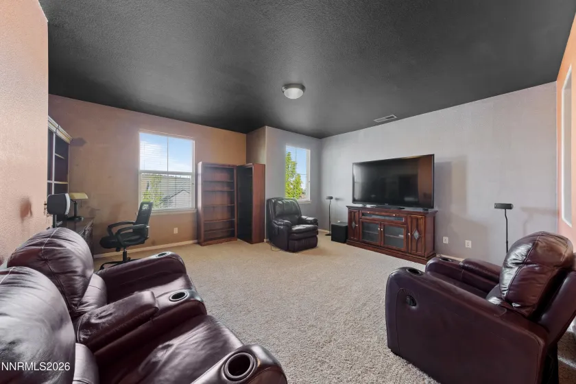 8135 Fire Opal, Reno, Nevada 89506, 4 Bedrooms Bedrooms, ,3 BathroomsBathrooms,Residential,Residential,Fire Opal,0,260006305