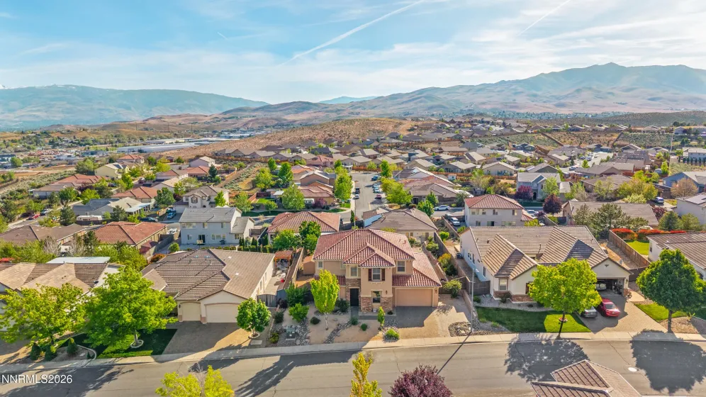 8135 Fire Opal, Reno, Nevada 89506, 4 Bedrooms Bedrooms, ,3 BathroomsBathrooms,Residential,Residential,Fire Opal,0,260006305
