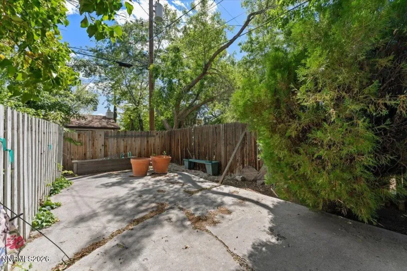 2750 Gellert, Reno, Nevada 89503, 3 Bedrooms Bedrooms, ,2 BathroomsBathrooms,Residential,Residential,Gellert,0,260006330