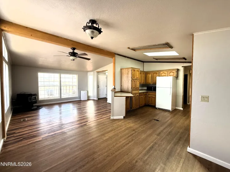 1915 Thomas Jefferson, Battle Mountain, Nevada 89820, 2 Bedrooms Bedrooms, ,2 BathroomsBathrooms,Residential,Residential,Thomas Jefferson,0,260003984