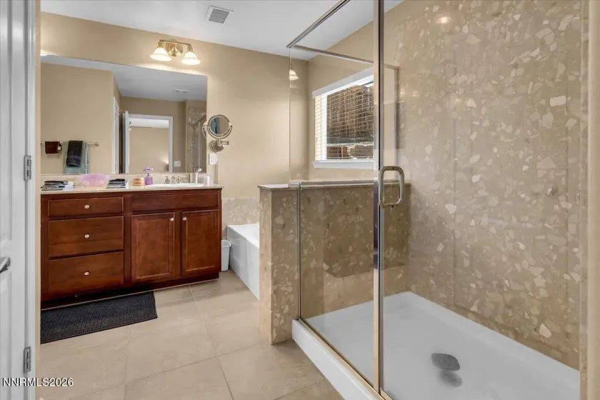 104 Bethpage, Dayton, Nevada 89403, 4 Bedrooms Bedrooms, ,3 BathroomsBathrooms,Residential,Residential,Bethpage,0,260006351