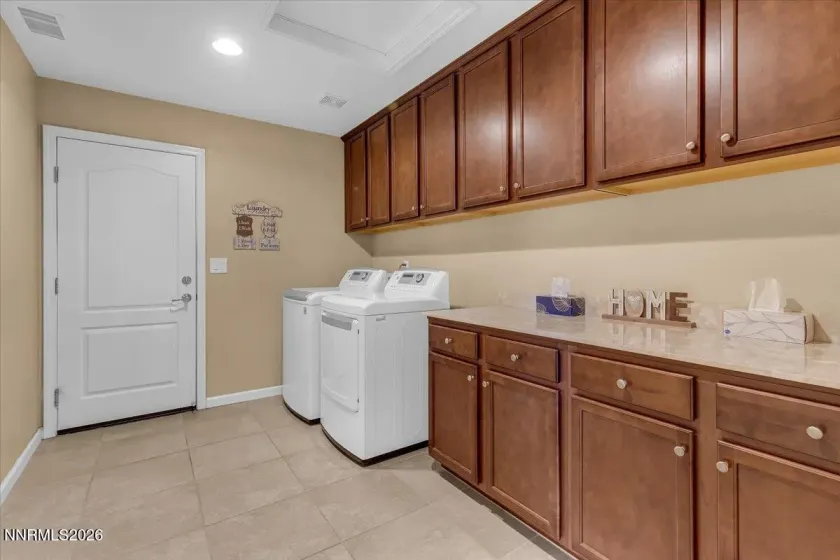 104 Bethpage, Dayton, Nevada 89403, 4 Bedrooms Bedrooms, ,3 BathroomsBathrooms,Residential,Residential,Bethpage,0,260006351