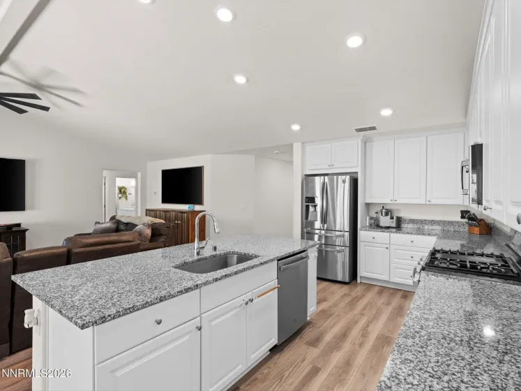 430 Sabino Canyon, Dayton, Nevada 89403, 4 Bedrooms Bedrooms, ,3 BathroomsBathrooms,Residential,Residential,Sabino Canyon,0,260006377