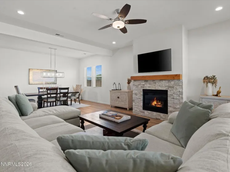 1802 Red Loam, Sparks, Nevada 89436, 4 Bedrooms Bedrooms, ,3 BathroomsBathrooms,Residential,Residential,Red Loam,0,260006402