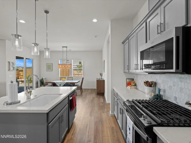 1802 Red Loam, Sparks, Nevada 89436, 4 Bedrooms Bedrooms, ,3 BathroomsBathrooms,Residential,Residential,Red Loam,0,260006402