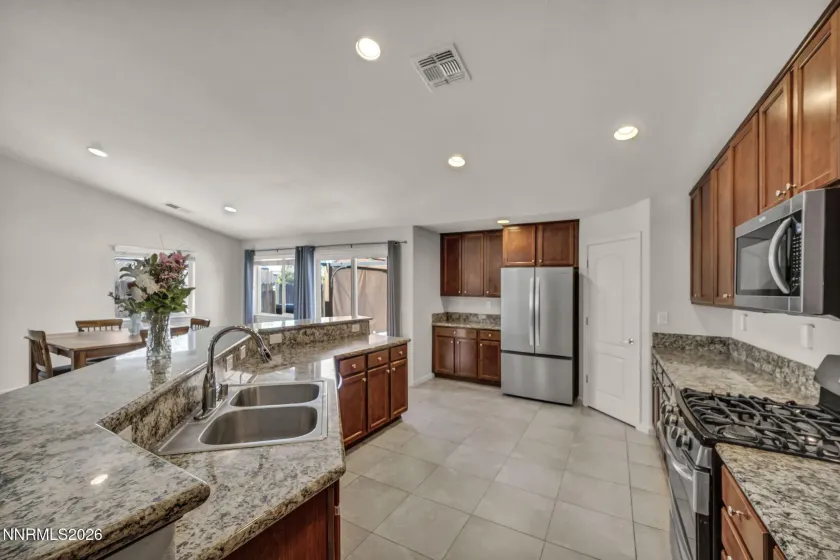 121 Bethpage, Dayton, Nevada 89403, 4 Bedrooms Bedrooms, ,3 BathroomsBathrooms,Residential,Residential,Bethpage,0,260006403