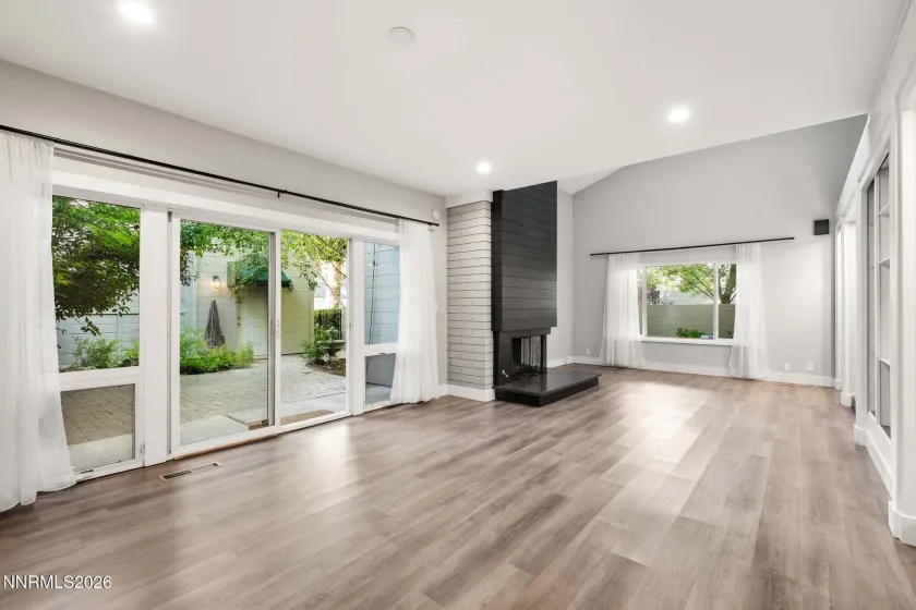 430 Angela, Reno, Nevada 89509, 3 Bedrooms Bedrooms, ,3 BathroomsBathrooms,Residential,Residential,Angela,0,260006409
